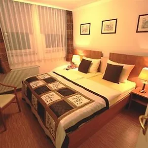 Hotel Carlton Mayfair, Düsseldorf